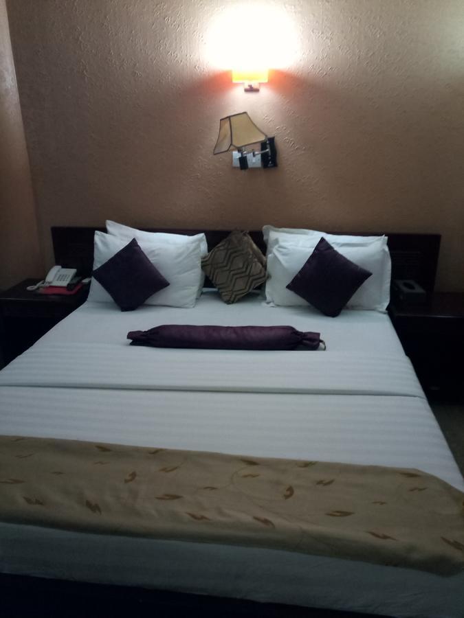 Crocodile Hotels And Restaurant Limited Kaduna Exterior photo